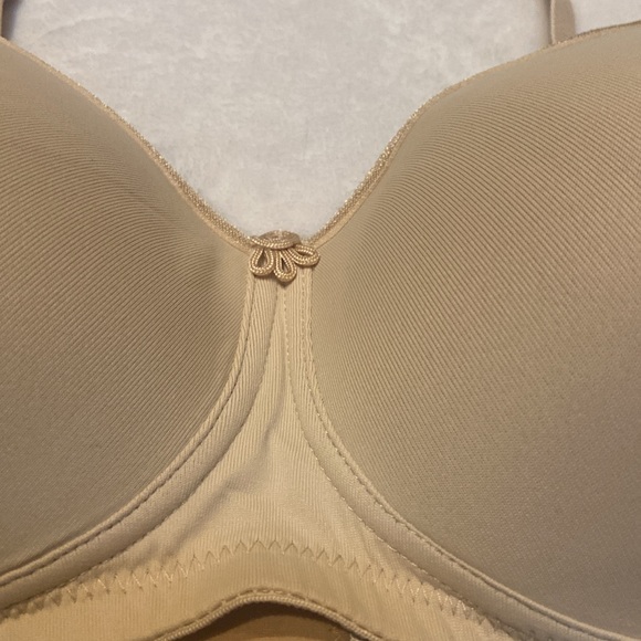 AMOENA MARA SB 1150 NWT Mastectomy Bra Wireless Padded Size 38A - Picture 2 of 8